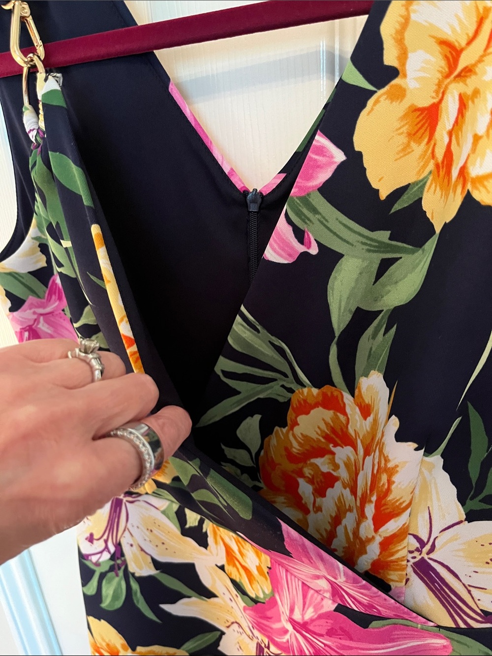 Enfocus Studio Tropical Dress - Picture 4 of 9